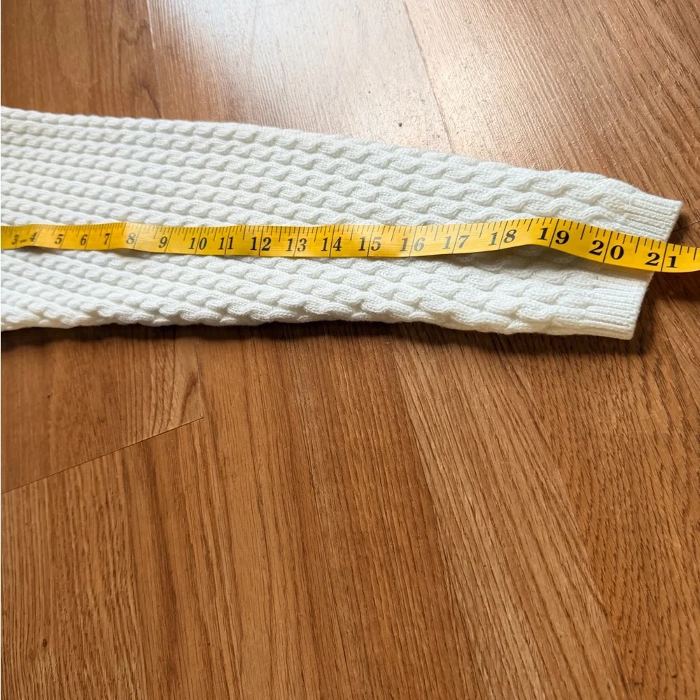 Elegant White Button-Up Cardigan Sweater - Picture 10 of 13